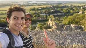 À moins de 2h de Nantes, cette cité médiévale ceinturée de remparts fascine les amateurs de patrimoine