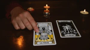 Révélation choc des cartes de tarot : ce signe astrologique va tout perdre puis renaître